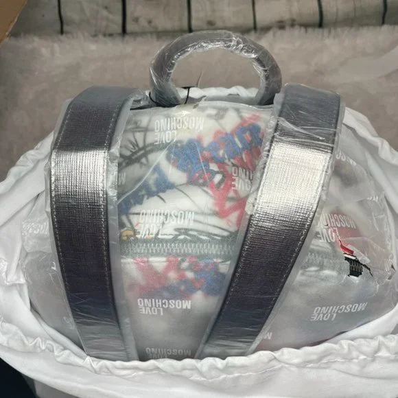 LOVE MOSCHINO White Graffiti Leather Backpack - Picture 12 of 15